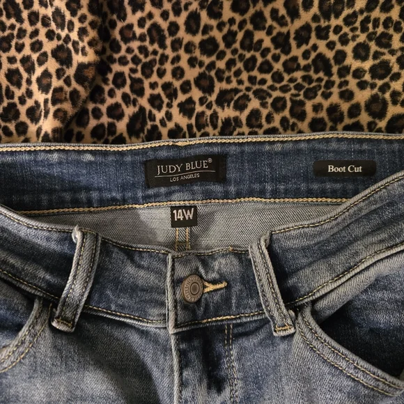 JUDY BLUE Blue Denim Jeans - Picture 3 of 3